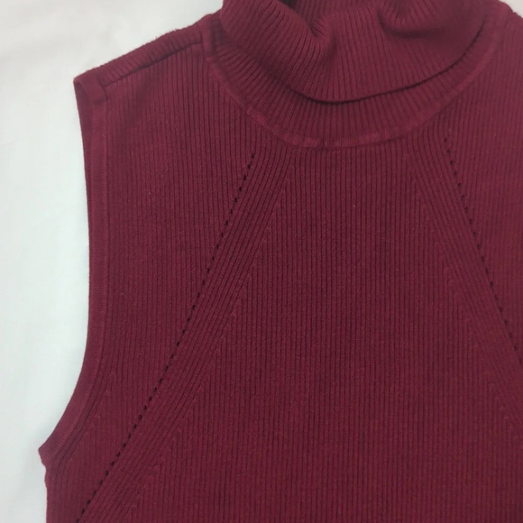 White House Black Market Sleeveless Turtleneck Sweater, Color Maroon Size M - Picture 4 of 13